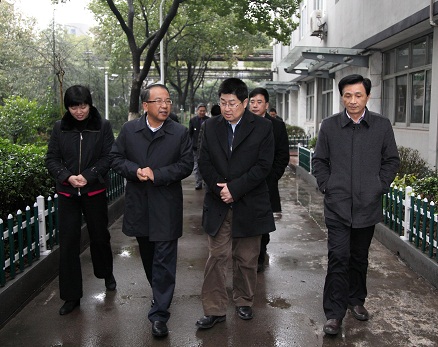 1481247434603541usFq.jpg 201501191004368416.jpg